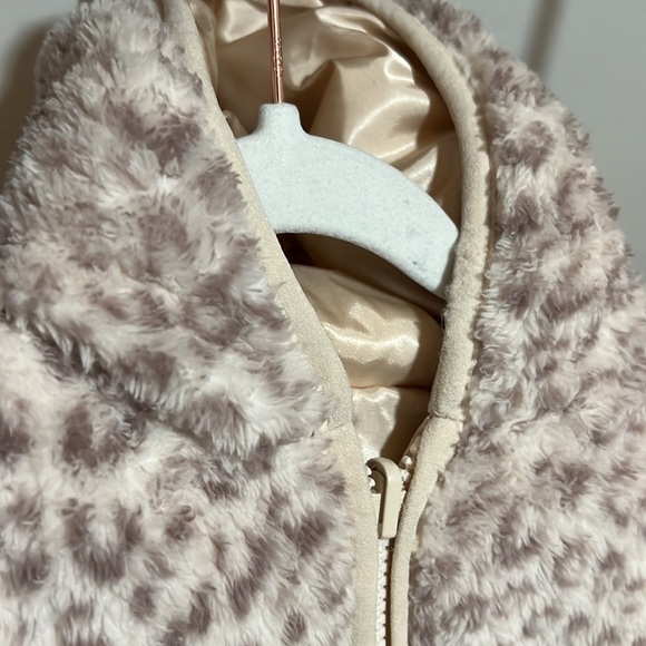 Champagne colored/ cheetah print Reversible GAP coat - Picture 4 of 5